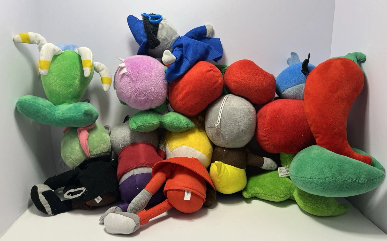 UNOFFICIAL Plants vs Zombies PvZ Plush Stuffed Toy 10 Piece Set Second Hand Used view 3